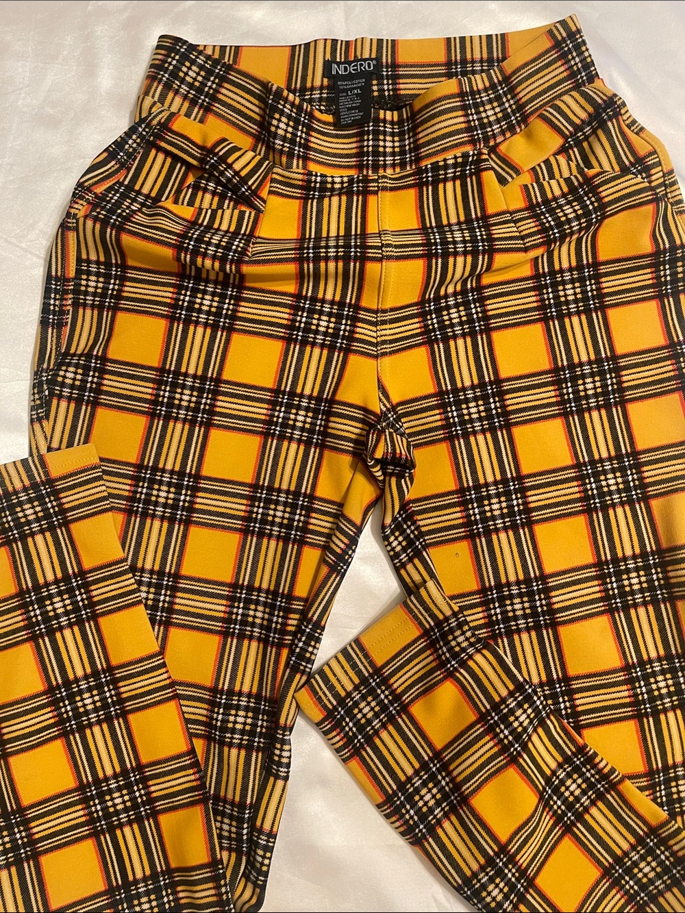 Indero Women’s Yellow Plaid Ankle Pants
